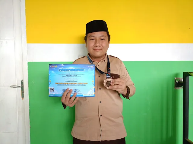 Dokumentasi kegiatan pembelajaran dan sains siswa SMP IT Wihdatul Ummah