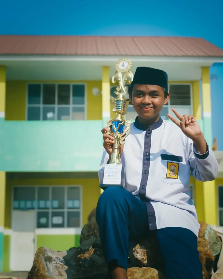 Salah satu momen dalam rangkaian kegiatan. Tambahkan keterangan khusus setelah isi foto dipastikan.