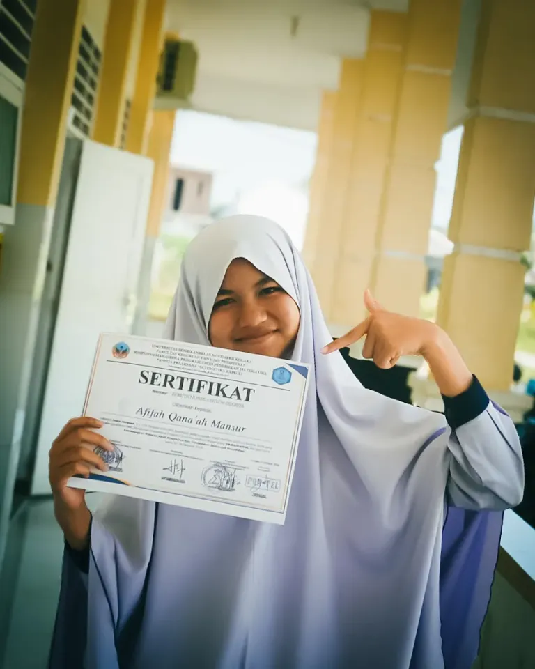 Dokumentasi pendukung prestasi siswa dalam Matematika Expo XI 2026.